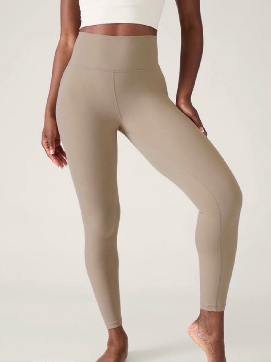 Athleta Transcend Beige High-Rise 7/8 Leggings